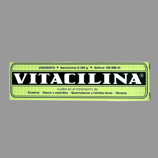 Packaging of Vitacilina Skin Ointment with Retinol, showing the brand logo, product name, and additional text.